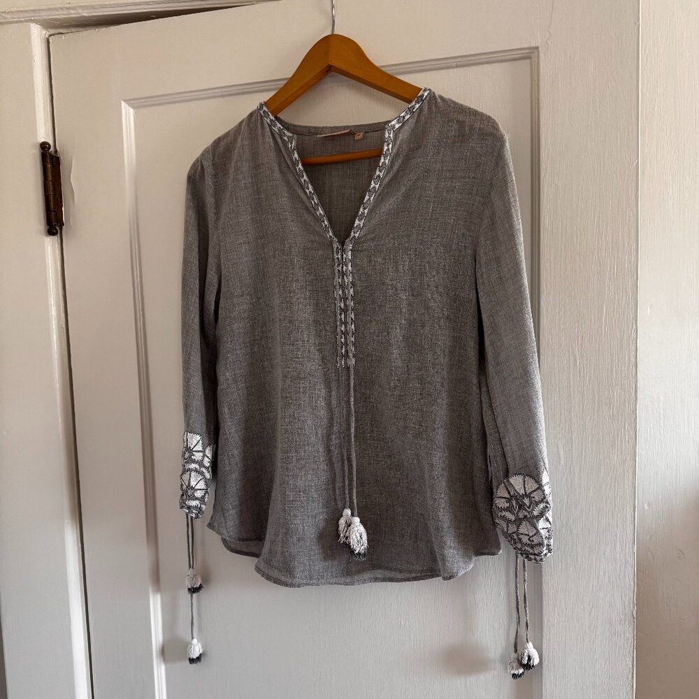 Rungolee Boho Gray Embroidered Tunic